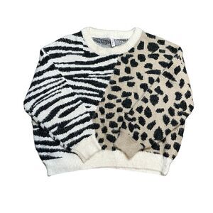 ELAN Animal Print Fuzzy Crewneck Sweater Size Medium